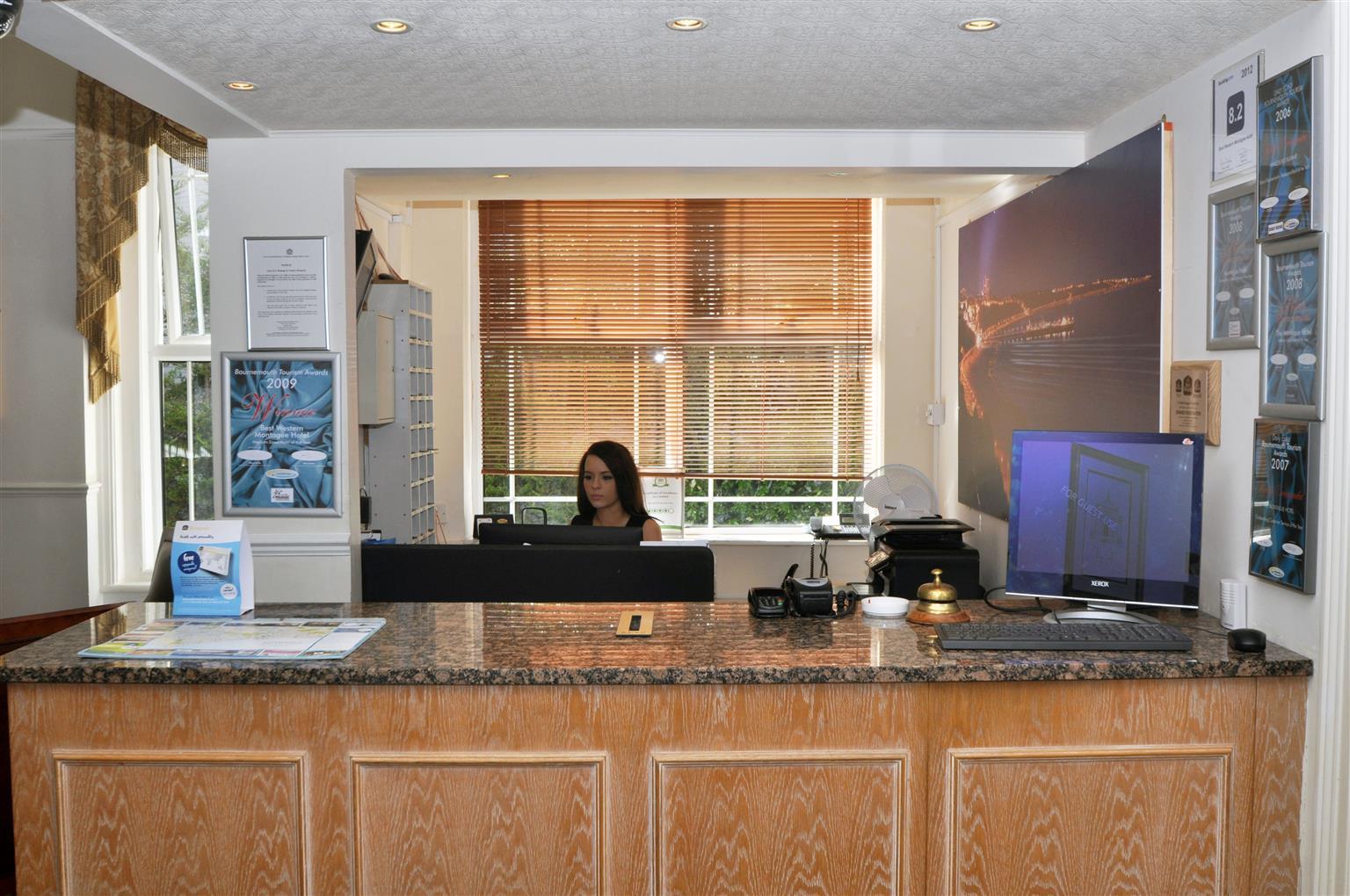 Montague Hotel Борнмут Экстерьер фото