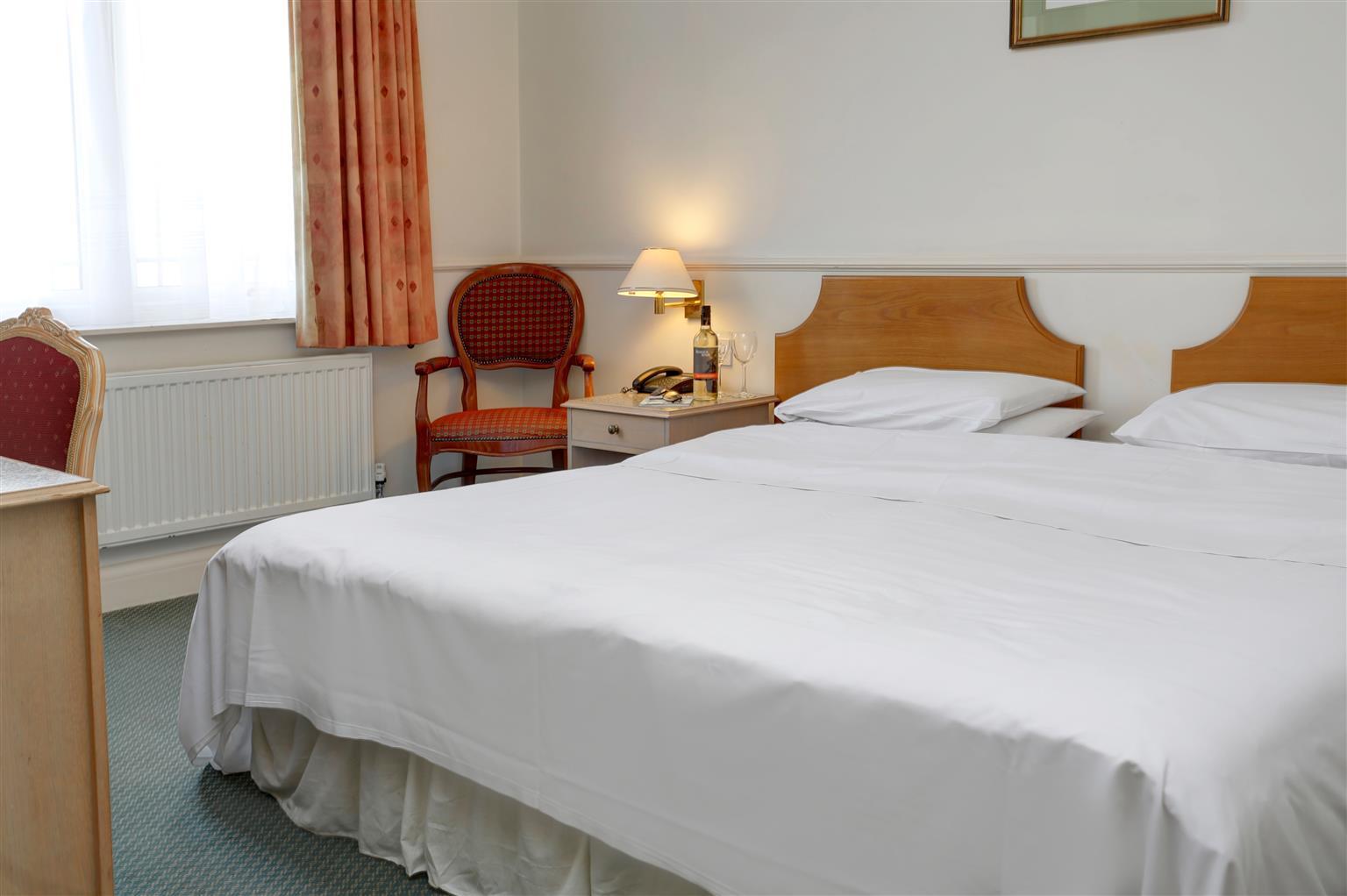 Montague Hotel Борнмут Экстерьер фото